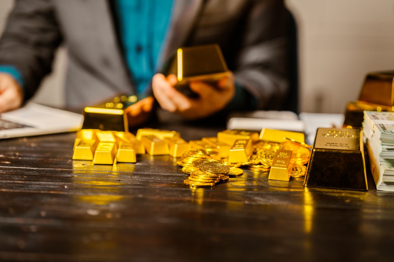 شمش طلا و سکه